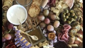 Kulinārijas izstrādājumi gaļas un siera dēļu izgatavošanai