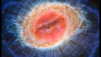 Zvaigžņu meklējumi: Kosmiskā mīkla, izmantojot kosmosa izpēti